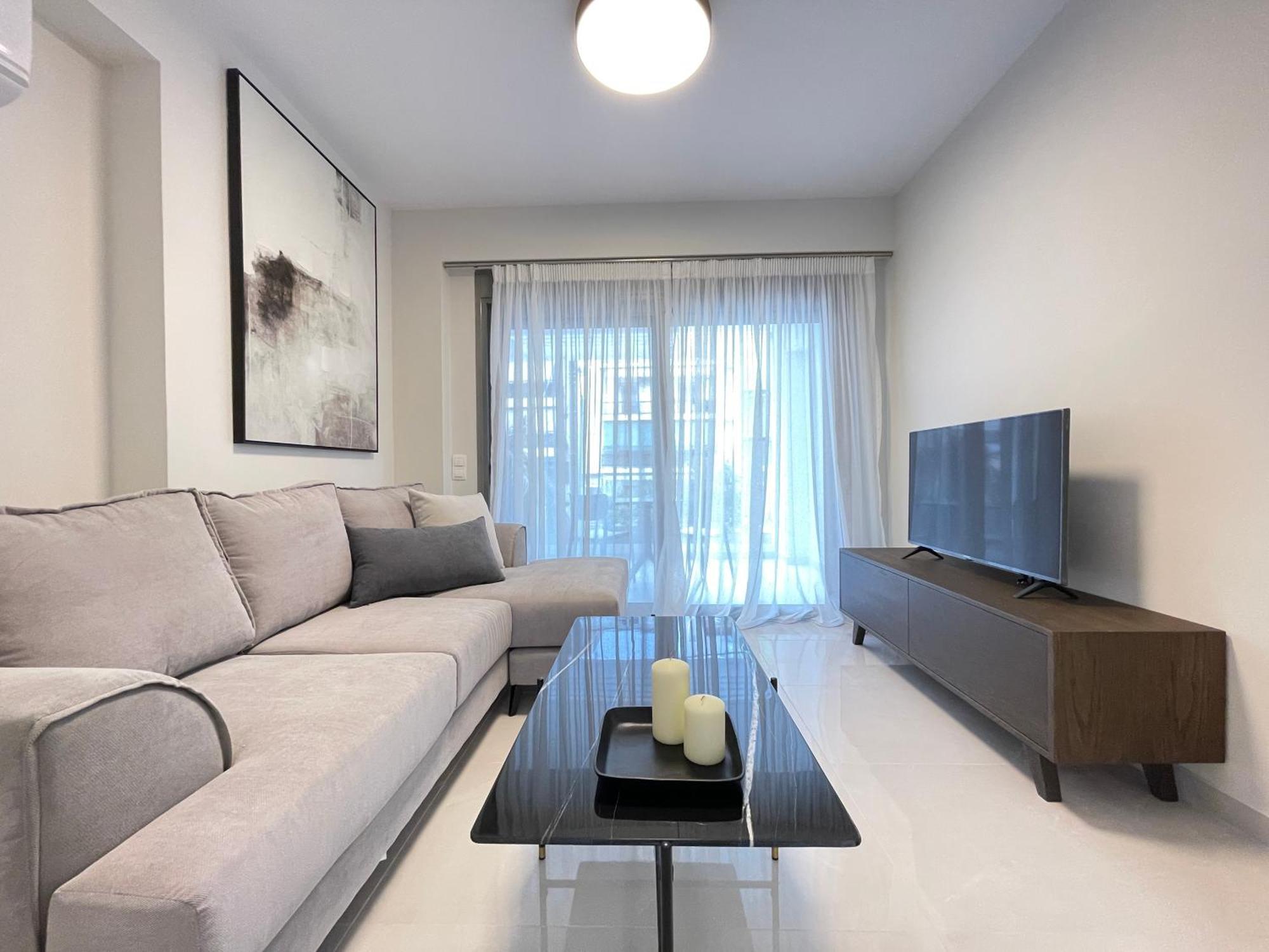 Apartment Cultural Retreat Near Stavros Niarchos Center